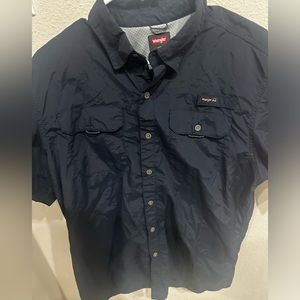 Wrangler Men’s Outdoor Short Sleeve Fishing Shirt